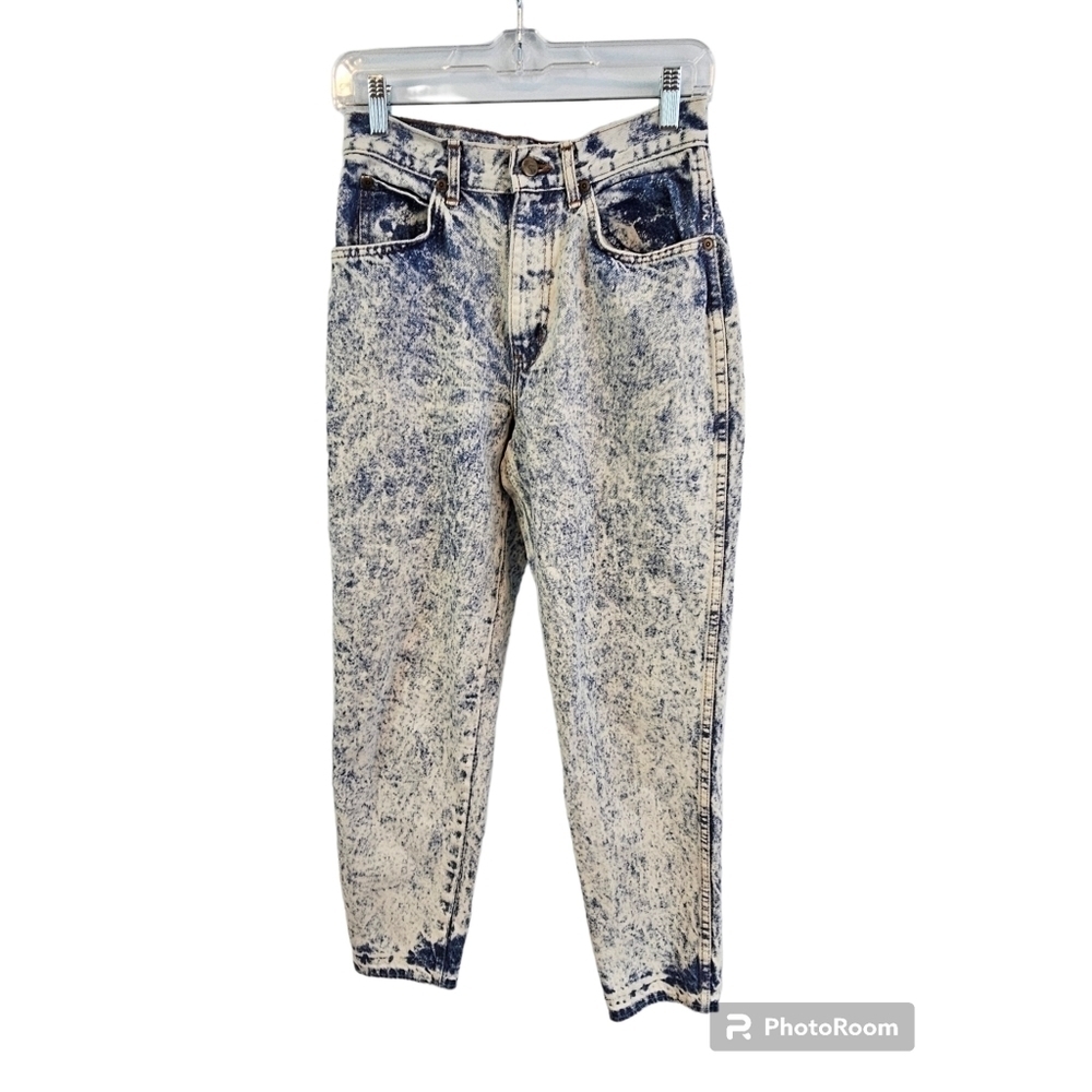 VINTAGE Chic Size 9 Petite Acid Wash Jeans